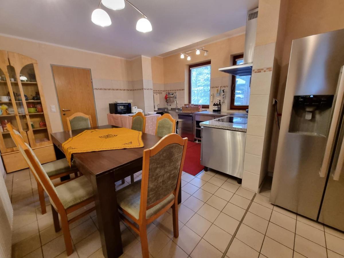 Apartments Juri & Hermann 1 Бад-Кляйнкірхгайм Екстер'єр фото
